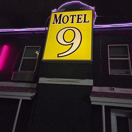 Motel 9 Laredo Exterior foto